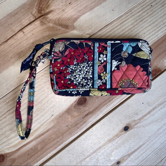 Vera Bradley Handbags - Very Bradley Wristlet